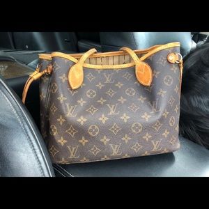 Authentic Louis Vuitton Neverfull PM